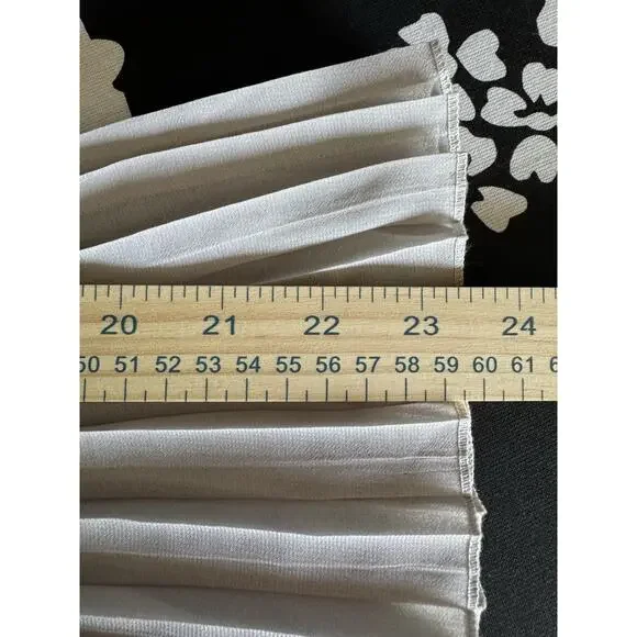 Sioni Women’s Large Sequin Layered Pleat Trim Pullover Sweater Twee Pop Beige - Picture 11 of 12